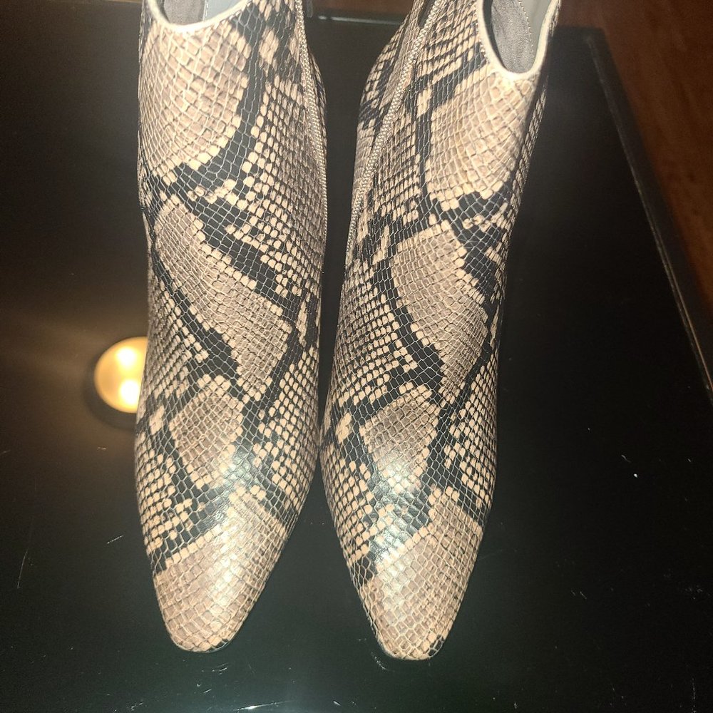 Vince Camuto